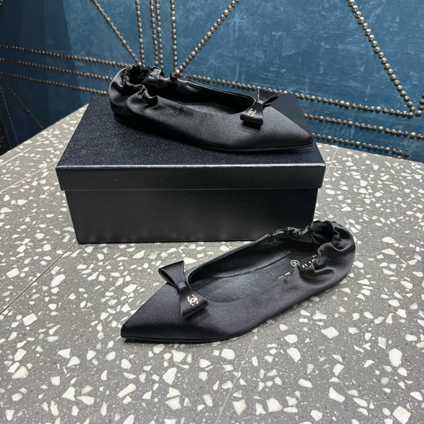 CC 25s Métiers d’art Ballet flats 10mm Black Silk Satin 423792