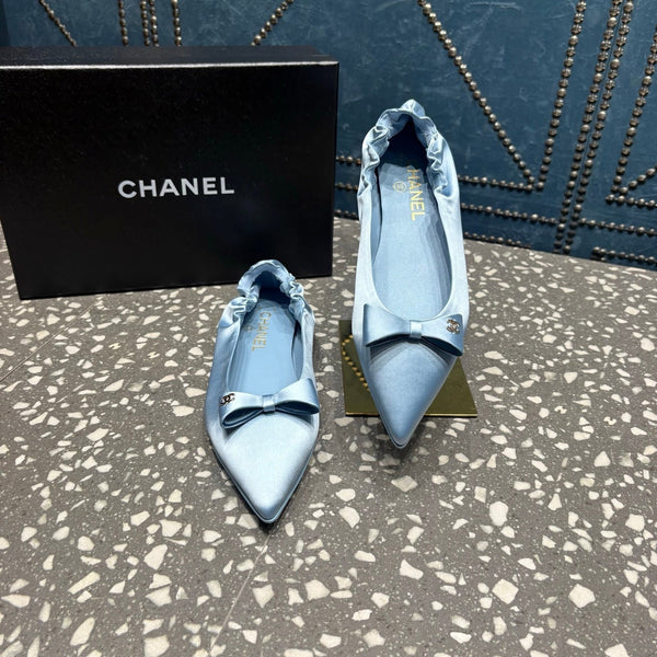 CC 25s Métiers d’art Ballet flats 10mm Blue Silk Satin 423794