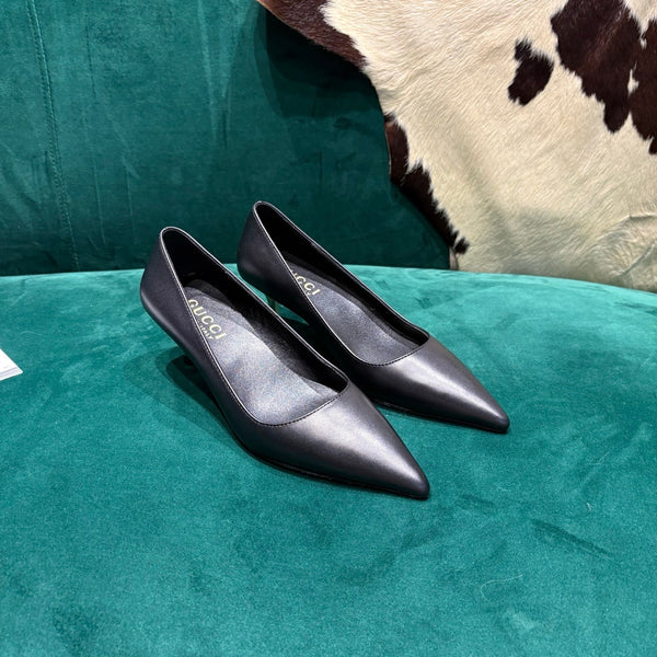 GG Pointed-Toe Slingback Black Leather 741256