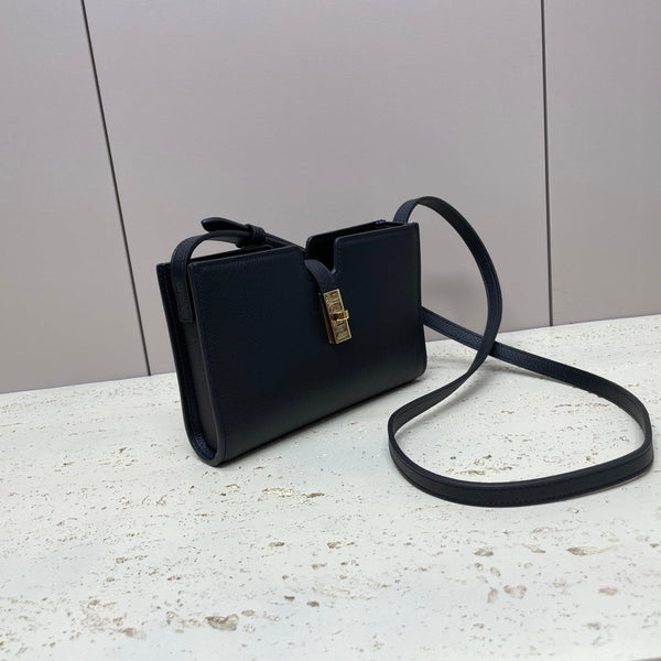MINI POCHETTE CON 18 TRACOLLE IN PELLE DI VITELLO MORBIDA NERA