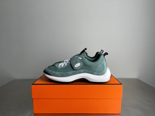 Sneaker Loop da uomo HM in pelle di vitello scamosciata verde chiaro 741465