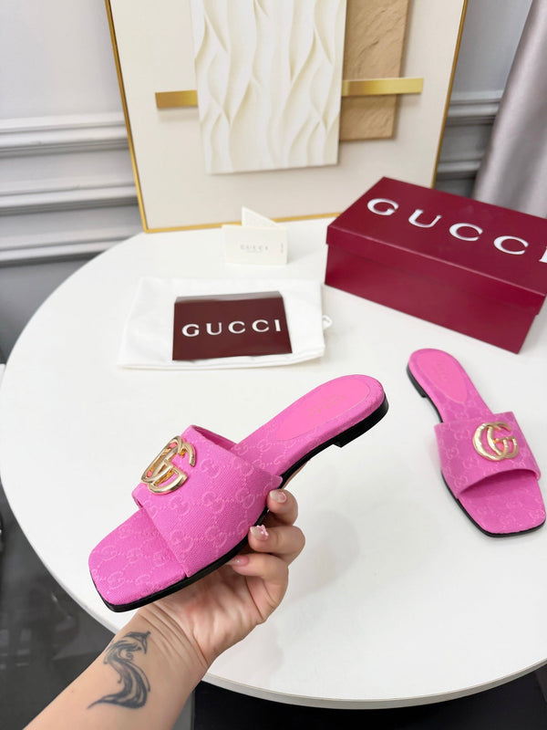 GG 2026 Early Spring Mule Hot Pink Canvas Sheepskin 688515