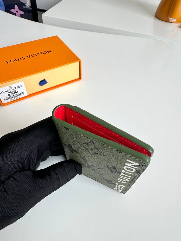 Portafoglio tascabile LV M82797 in tela monogramma verde e rosso 221263