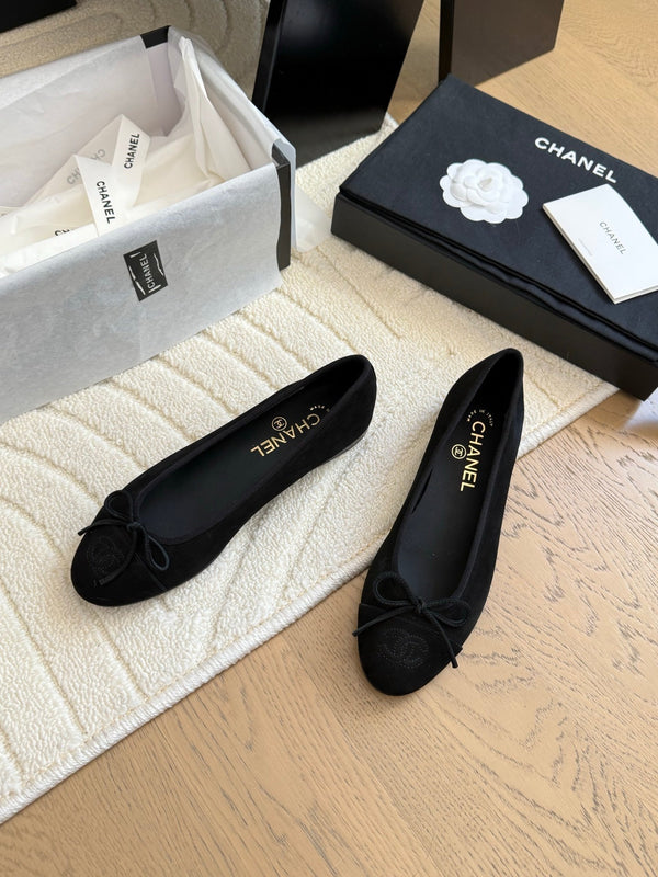 CC 25C Ballerina in pelle scamosciata di vitello