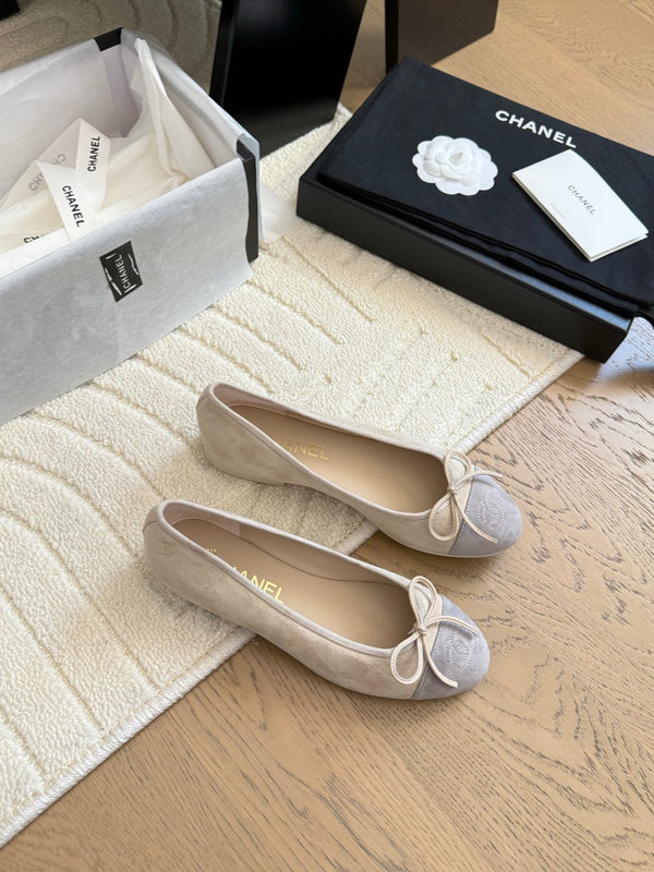 CC 25C Ballet Flat Two-tone Suede Calfskin
