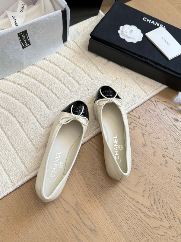 CC 25C Ballet Flat Two-tone Patent Calfskin