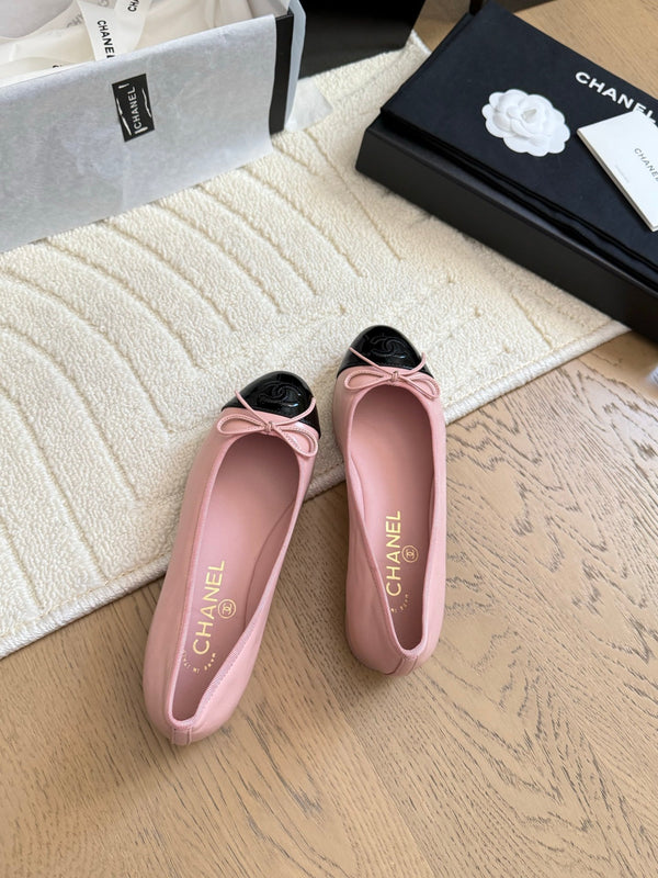 CC 25C Ballet Flat Two-tone Patent Calfskin