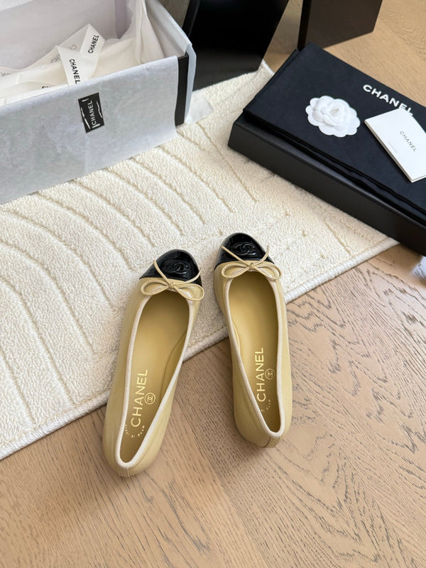 CC 25C Ballet Flat Two-tone Patent Calfskin