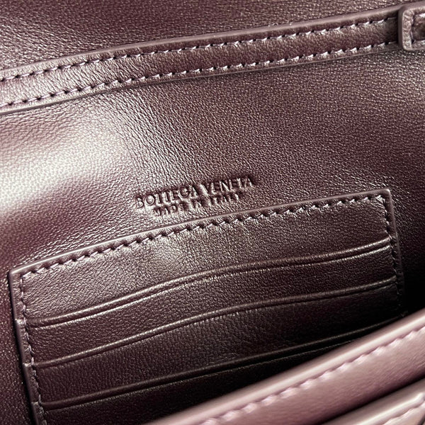 BV 26s Andiamo Pouch Coffee Intrecciato Leather 291436