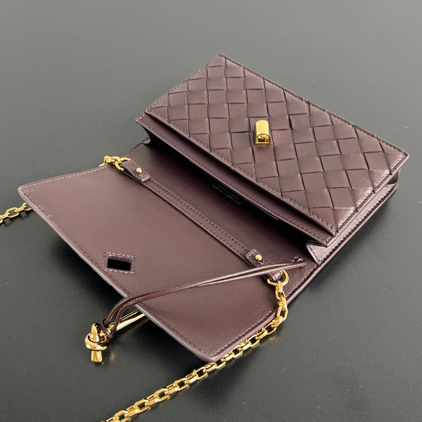 BV 26s Andiamo Pouch Coffee Intrecciato Leather 291436