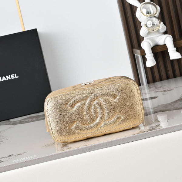 CC 25C Vanity Case Cuir Caviar Métallisé Or 286276