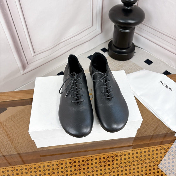 TR Deep Mouth Slip-on Loafers Black Leather 931970