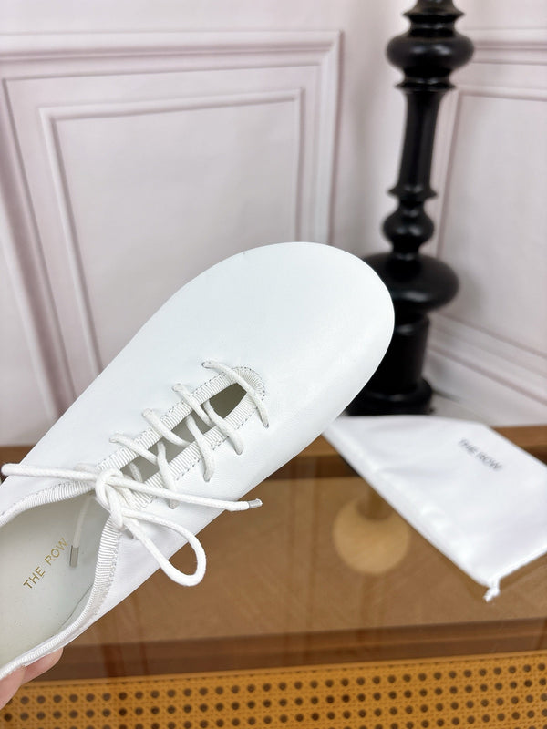The Row Deep Mouth Slip-on Loafers White Suede 931971