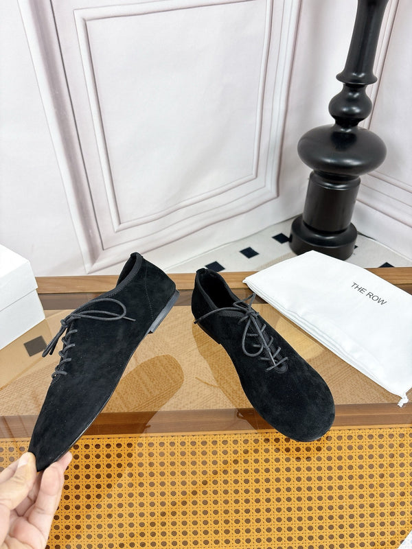 TR Deep Mouth Slip-on Loafers Black Suede 931974