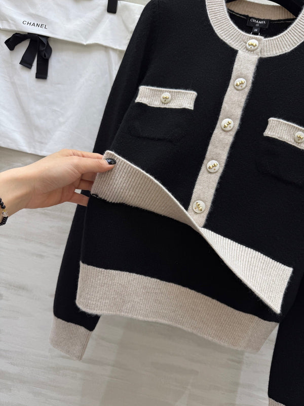 Chanel 2025 Ensemble deux pièces Cardigan Veste Laine Cachemire Noir 319528