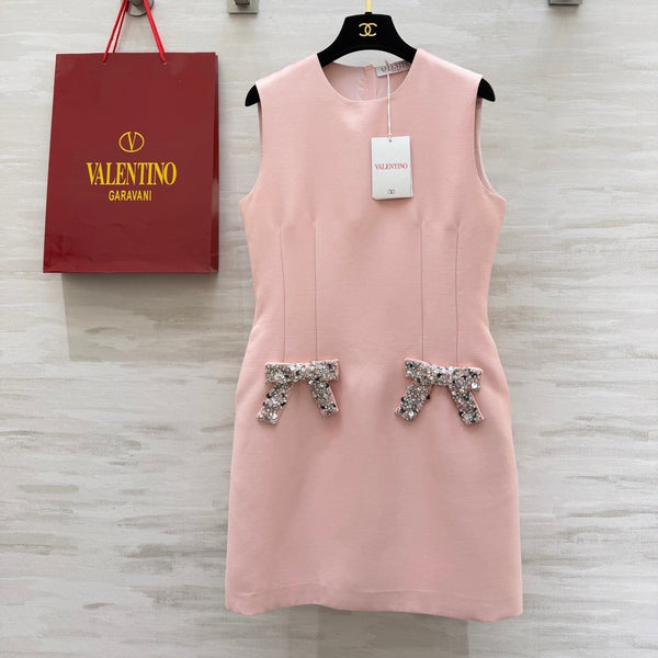 Robe sans manches ornée d'un nœud et de perles Valen 26s Rose Tissu 344776