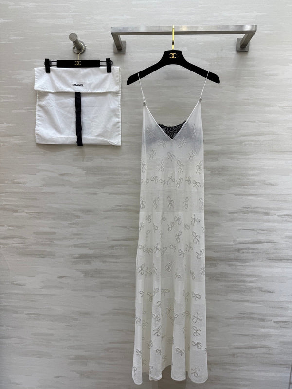 Robe en dentelle brodée jacquard avec nœud en strass CC, coton blanc 346488