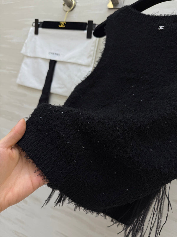 CC Gilet de plumes d'autruche et strass, fil de soie de mûrier noir 346478