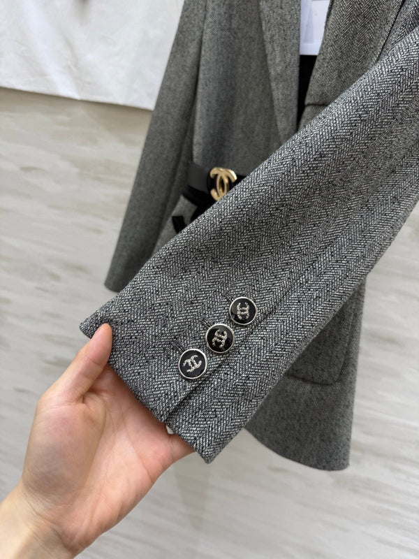 CC 26s Blazer cintré en laine mélangée grise 352329
