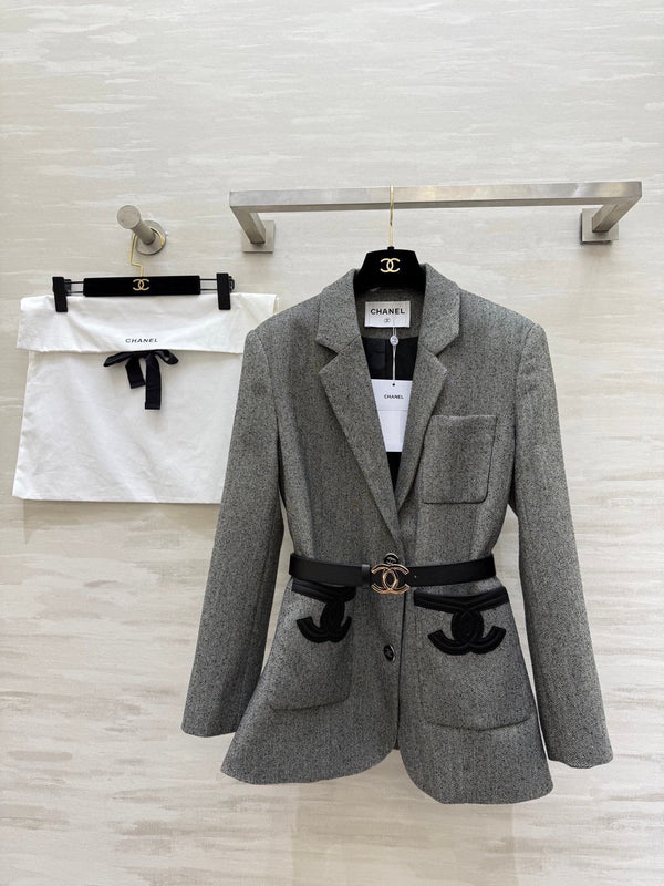 CC 26s Blazer cintré en laine mélangée grise 352329