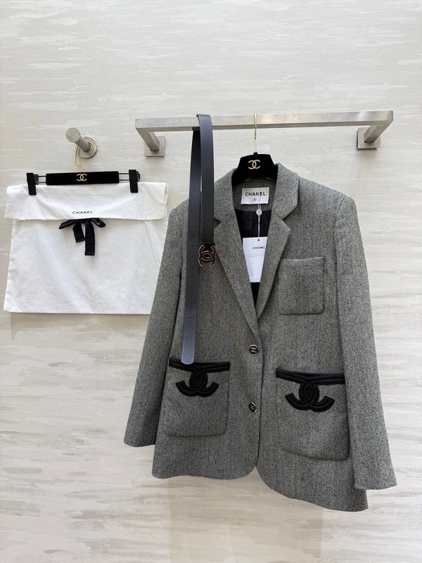 CC 26s Blazer cintré en laine mélangée grise 352329