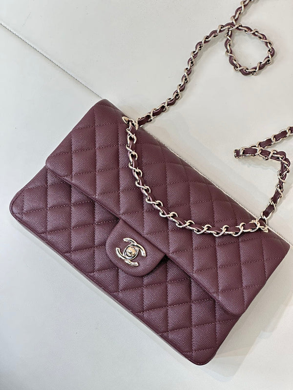 CLASSIC FLAP 23CM CAVIALE BORDEAUX FERRAMENTA ORO CHIARO 