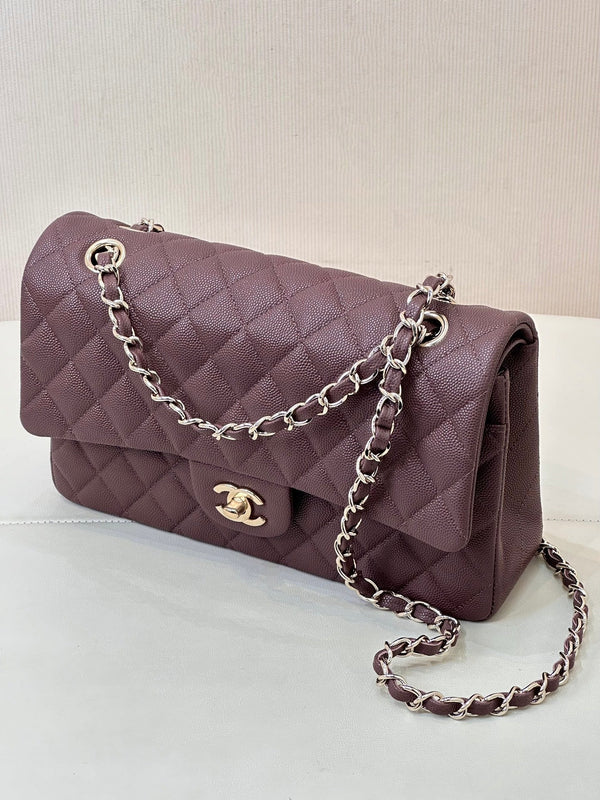 CLASSIC FLAP 23CM CAVIALE BORDEAUX FERRAMENTA ORO CHIARO 