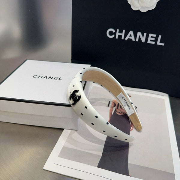 Chanel 26s Headband 228602