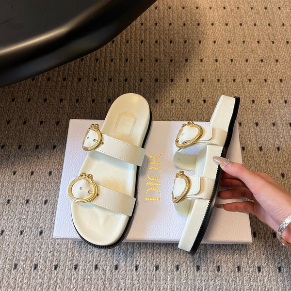 CD 26s Médaillon Buckle Slide White Cowhide 820027