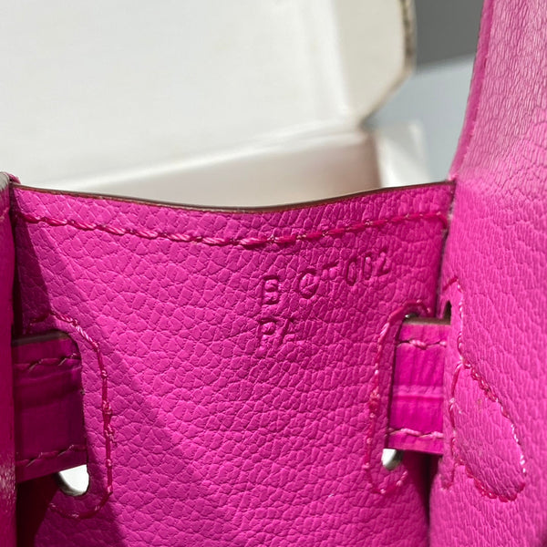 HM 25s Mini Kelly 19cm Deep Magenta Embossed Crocodile Gold Hardware