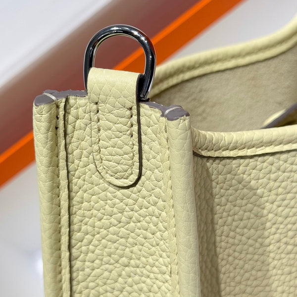 Borsa Hermes Evelyn 18 in pelle Epsom gialla Milton 255527