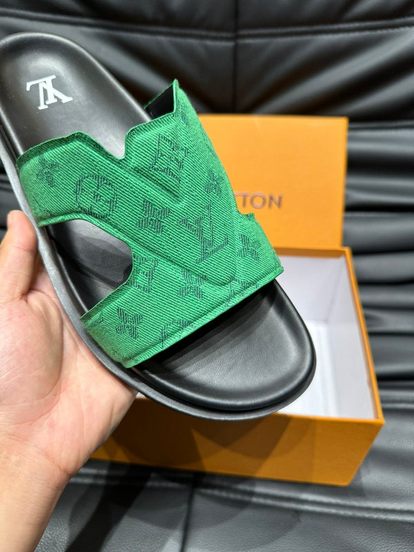 LV OASIS MULE IN EMERALD GREEN MONOGRAM JACQUARD