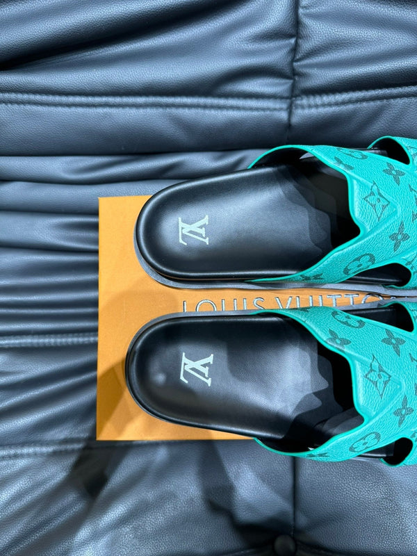 LV OASIS MULE IN SEA GREEN MONOGRAM CALFSKIN