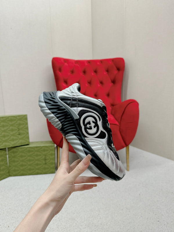 GG RIPPLE TRAINER ARGENTO CHIARO E PELLE DI AGNELLO NERA