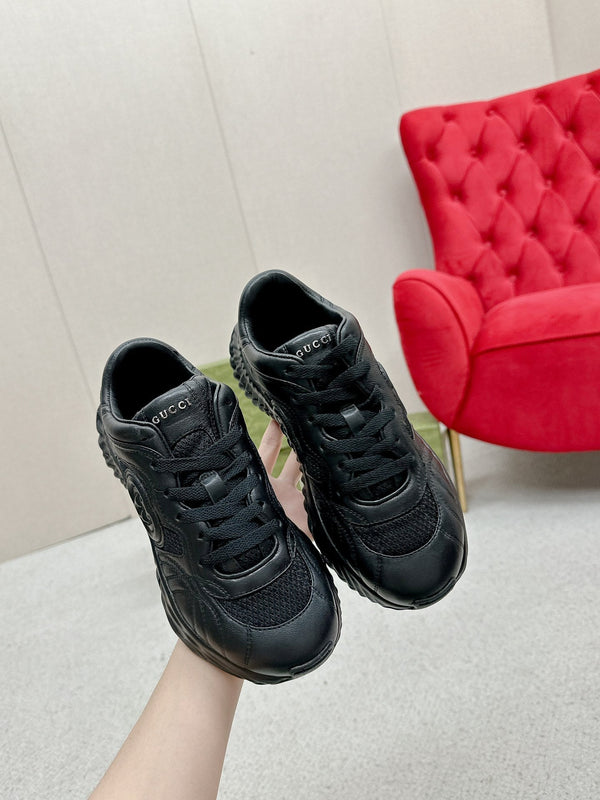 GG RIPPLE TRAINER IN PELLE DI AGNELLO NERA