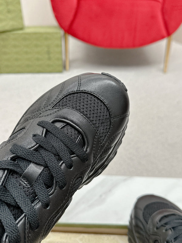 GG RIPPLE TRAINER IN PELLE DI AGNELLO NERA