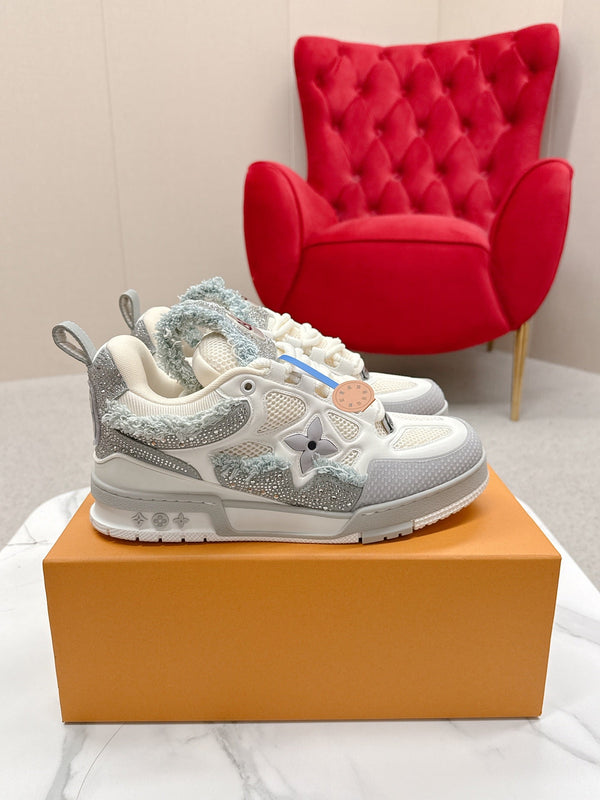 LV Trainer Sneaker Grey White Metallic Grained Metallic Calf Leather 528552