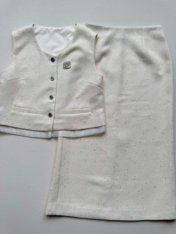 Ensemble jupe et gilet sans manches en tweed de laine mélangée blanc CC Vest & Line Skirt 352978