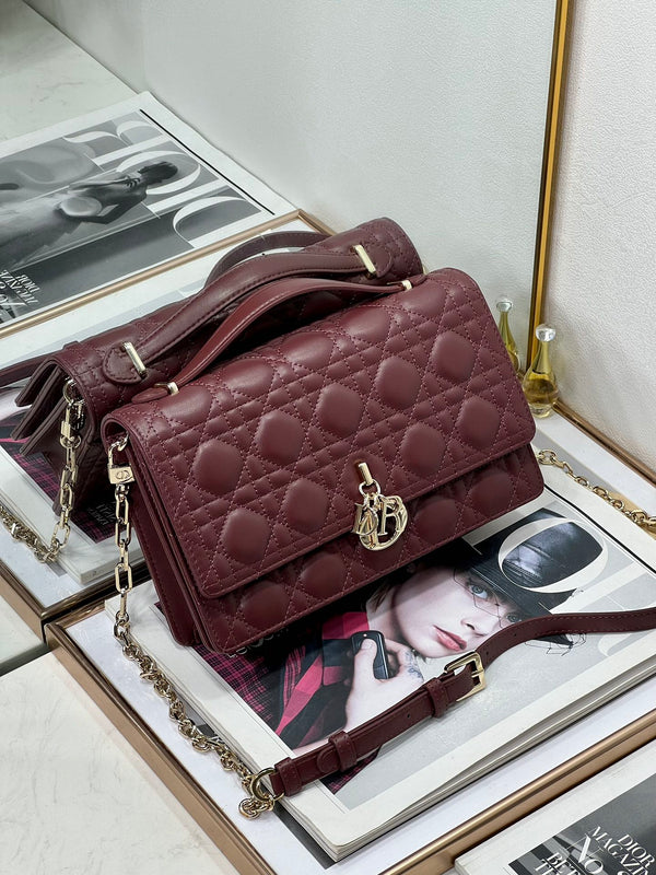 MY CD 24 BORSA CON MANICO IN PELLE DI AGNELLO BORDEAUX