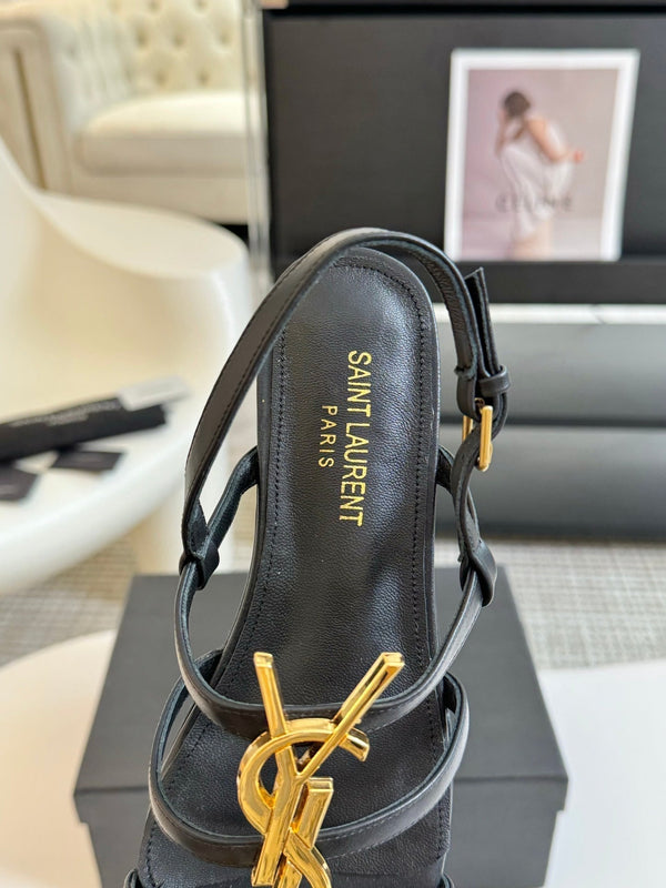 Sandali da donna con fibbia Yves SL in pelle nera