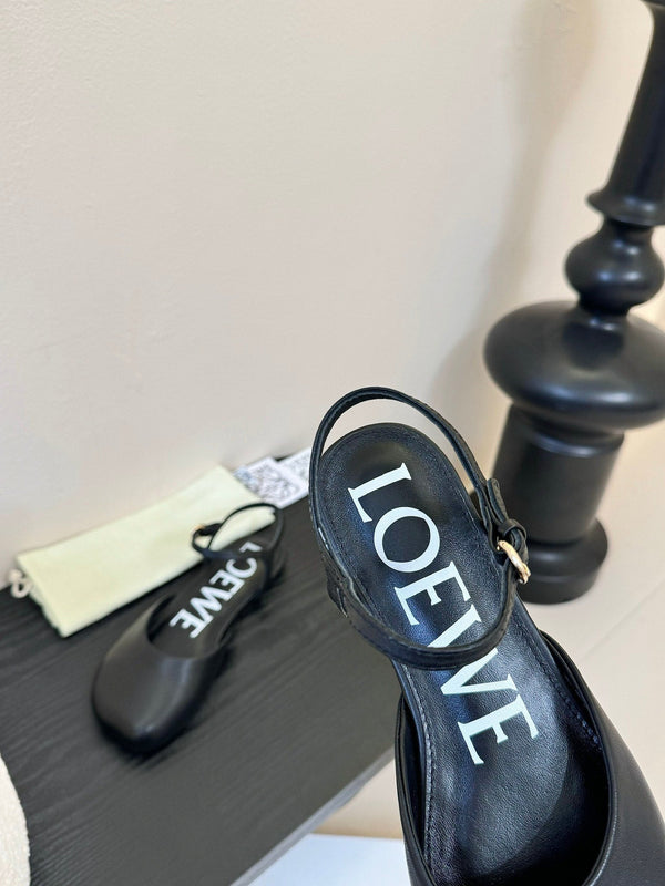 Loewe 25 Toy Ballerina con cinturino alla caviglia in pelle di vitello nera 309171