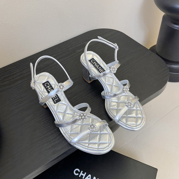 CC 25SS 3 Flowers Heel Sandals 60mm Silver Metallic Sheepskin 351432