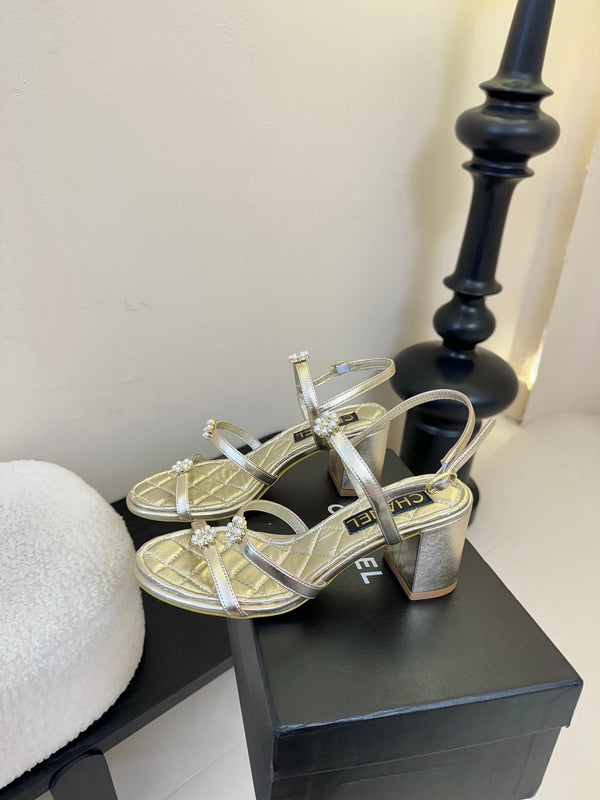 CC 25SS 3 Flowers Heel Sandals 60mm Gold Metallic Sheepskin 351433