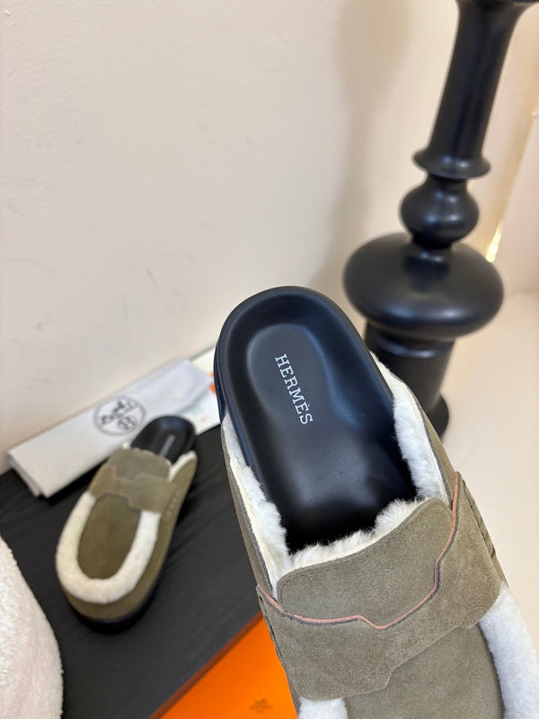 HM slippers birkenstocks olive green suede 478433