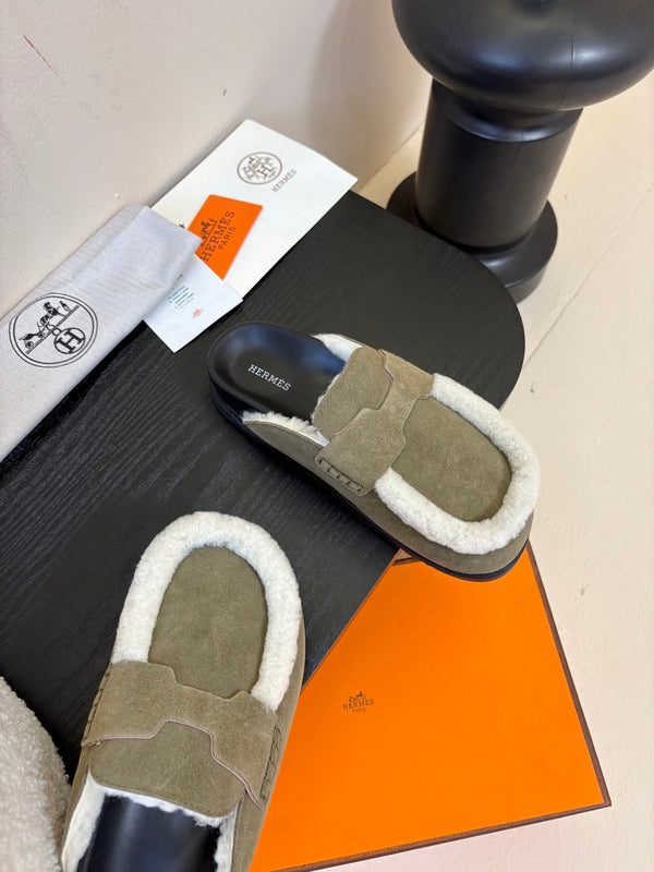 HM slippers birkenstocks olive green suede 478433