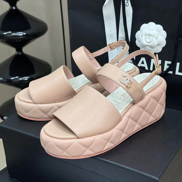 SANDALI CC CON ZEPPA ALTA IN PELLE DI AGNELLO ROSA CHIARO