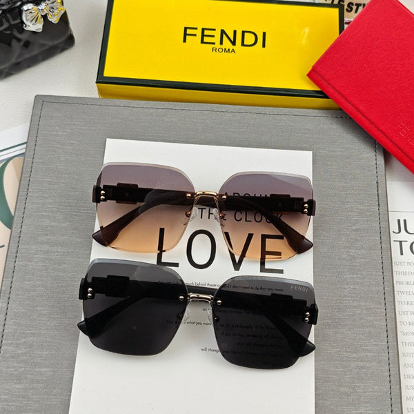 LUNETTES DE SOLEIL FIRST CRYSTAL CARRÉES 55509 EN ACÉTATE