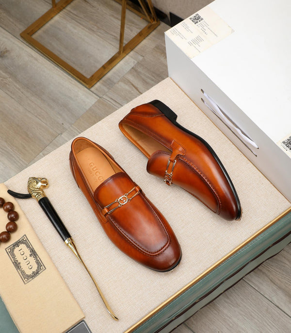 Mocassino GG Phyllis da uomo in pelle di vacchetta marrone 526007