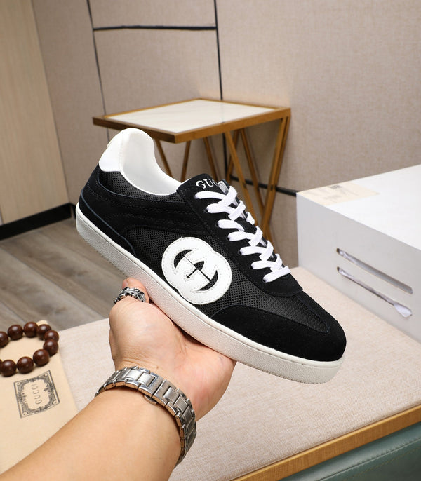 Sneaker GG G75 da uomo in pelle scamosciata nera e bianca 477879