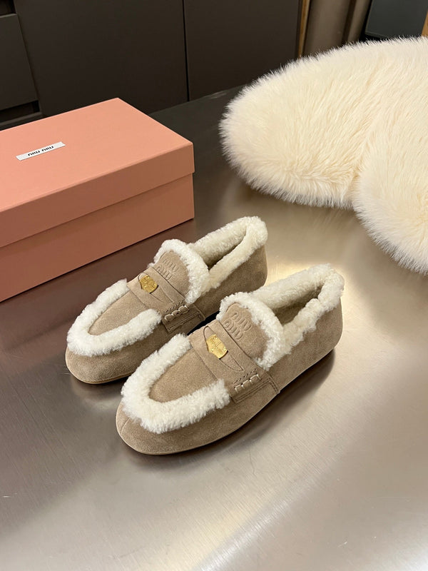 Miu Logo-Embossed Loafer Taupe Suede Shearling 455917